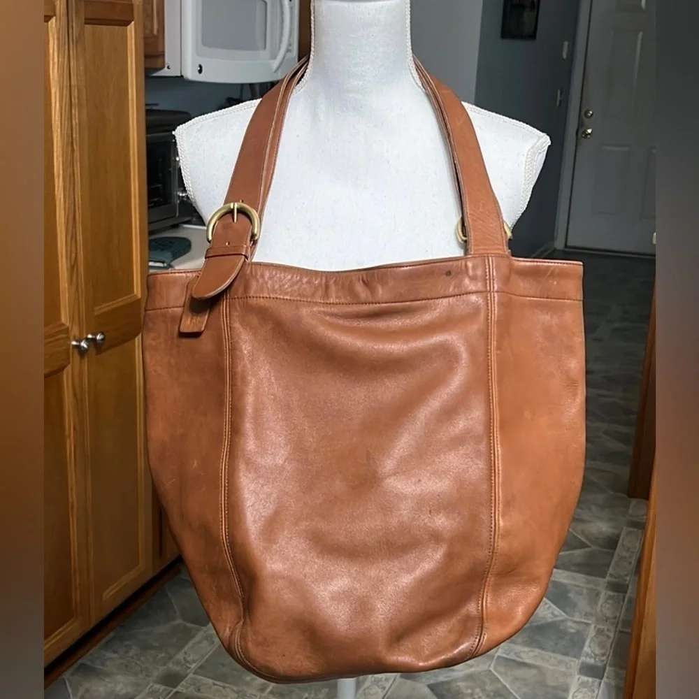 VTG COACH tote bucket bag naturally aged brown leather DYI beauty flawed gem - Picture 4 of 17